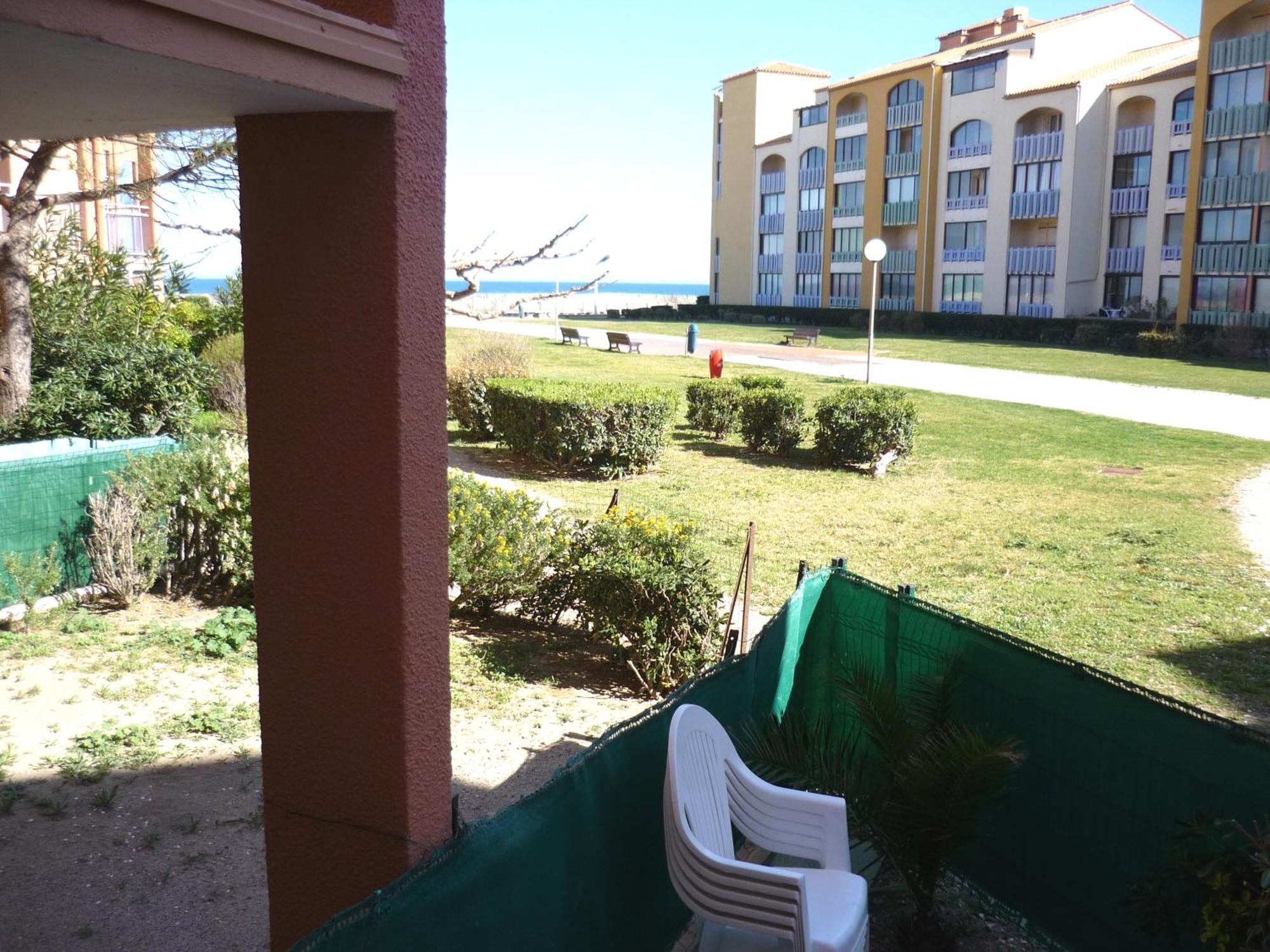 Barcarès F2 cabine, RDC, plage 50 m, 28 m2, 6 personnes Le Barcarès Esterno foto